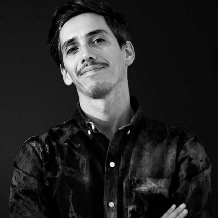 Retrato profissional de Victor Afonso, orador no evento UX Horizons.